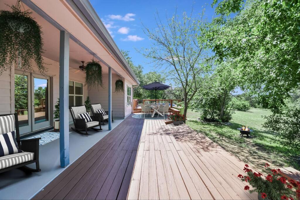 New Listing! 4 Bdrm Hill Country Home With Pool Austin Bagian luar foto