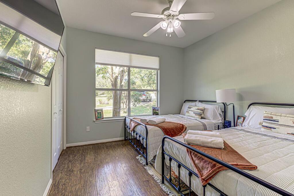 New Listing! 4 Bdrm Hill Country Home With Pool Austin Bagian luar foto