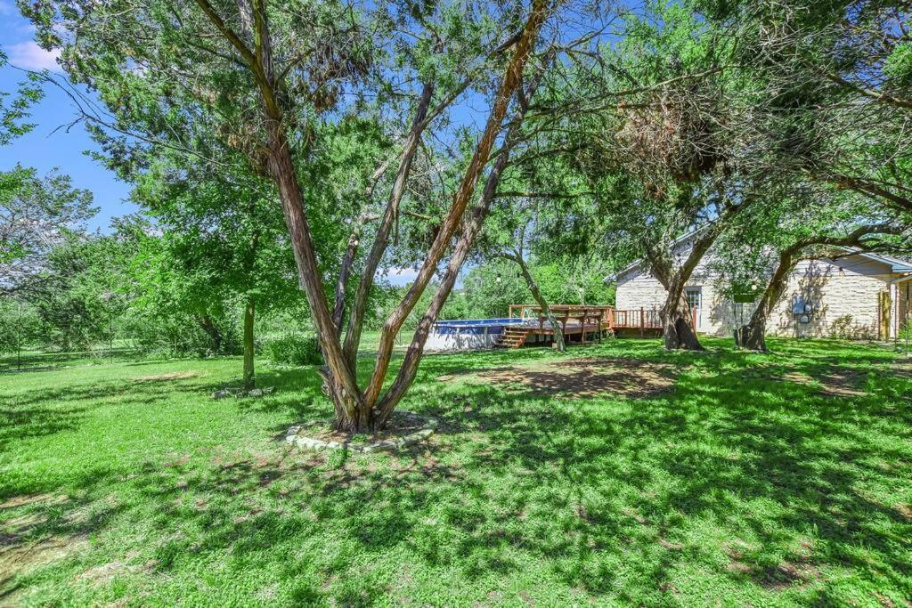 New Listing! 4 Bdrm Hill Country Home With Pool Austin Bagian luar foto